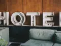 Jak szukać tanich noclegów za granicą i nie przepłacać za pobyt