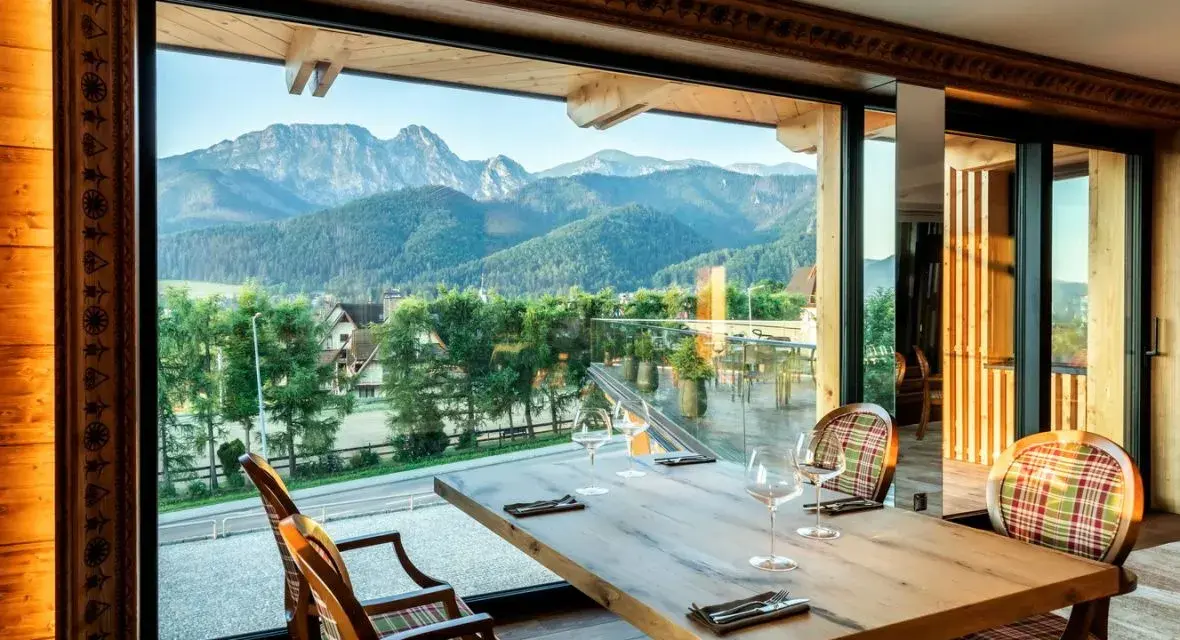 Najlepsze restauracje widokowe w Bukowinie Tatrzańskiej z panoramą