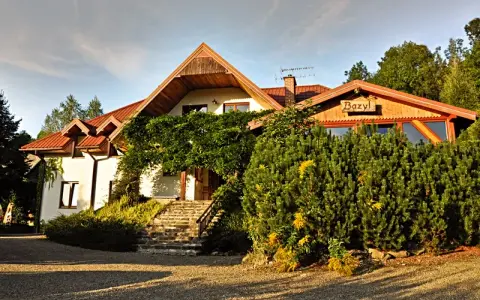Gdzie noclegi w Bieszczadach? Odkryj najlepsze opcje blisko szlaków