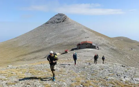 Gdzie znajduje się góra Olimp? Odkryj jej tajemnice i lokalizację