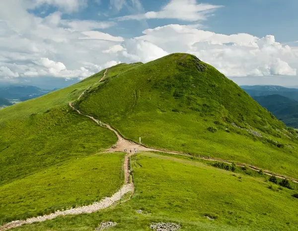 Bieszczady jakie szlaki – najlepsze trasy na niezapomniane wędrówki